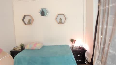 Paloma  online show from February 14, 12:41 am