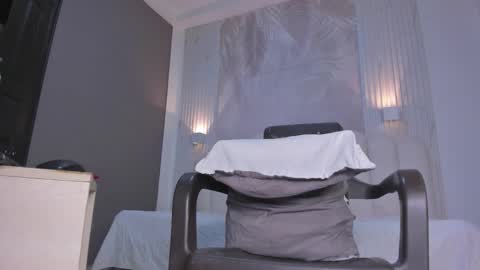 pamela online show from March 6, 9:25 pm