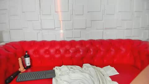 pamela_gaviria01 online show from November 9, 3:04 pm