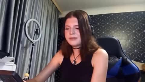 Pamela online show from October 3, 1:41 pm