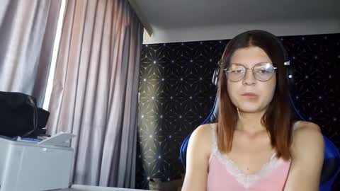 Pamela online show from October 21, 7:35 am