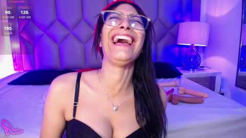 Pamela Ponce online show from December 2, 12:47 pm