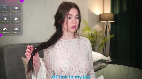 Snapshot of pamelaryant chatting on October 5, 11:23 pm Diana online show from October 5, 11:23 pm