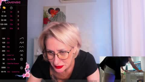 pamellamurphy online show from October 17, 8:07 am