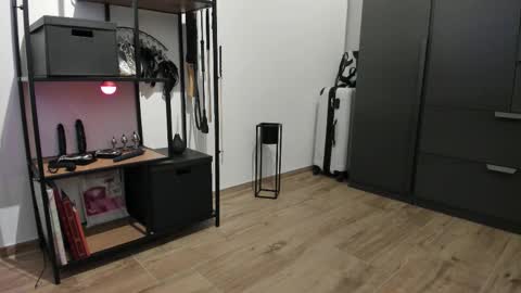 pampersandspanking online show from March 18, 6:25 pm