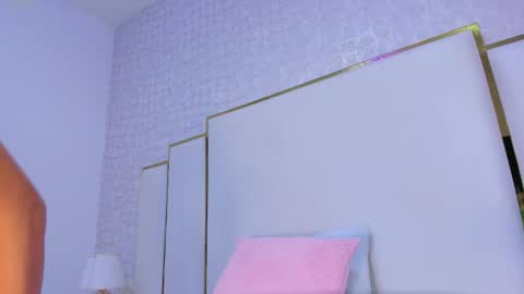 Snapshot of paolaa_rodriguez chatting on October 1, 12:04 pm Paola online show from October 1, 12:04 pm