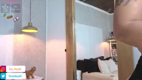 paolarey_ online show from January 31, 9:23 pm