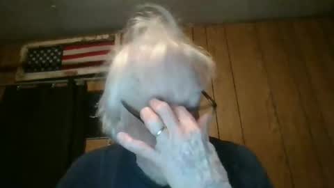 papajb70 online show from February 1, 2:08 am