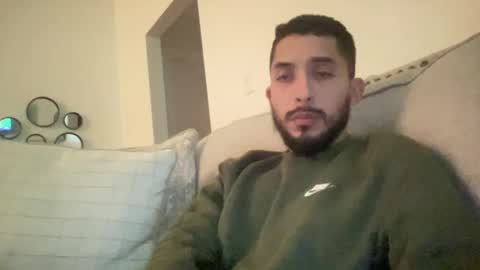 papicubano_guapo23cm online show from December 2, 5:08 am