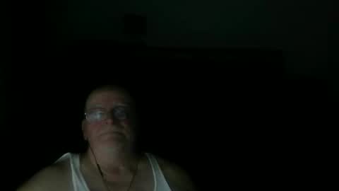 papilly online show from April 14, 8:17 am