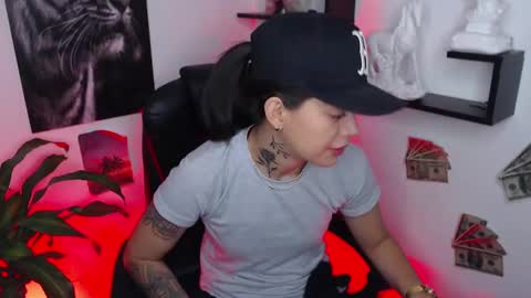 Paris D angelo online show from February 4, 12:19 am