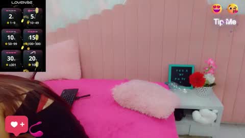 party_fre_girl online show from February 20, 6:26 am