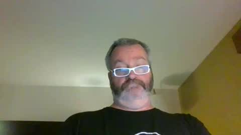 passporttraveler1 online show from October 23, 12:56 am