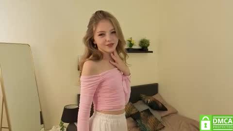 Snapshot of patricia_perry chatting on October 5, 10:23 am Vicki online show from October 5, 10:23 am