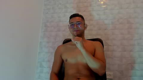 patrick_daviss online show from December 3, 2:22 pm