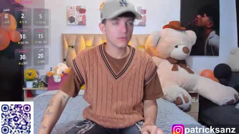 Snapshot of patrick_sanzz chatting on October 10, 9:37 am patrick online show from October 10, 9:37 am