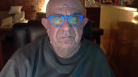 Snapshot of patvac chatting on September 28, 3:10 pm patvac online show from September 28, 3:10 pm