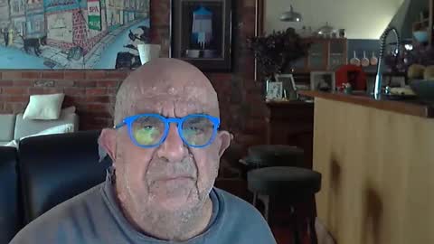 Snapshot of patvac chatting on September 21, 11:42 pm patvac online show from September 21, 11:42 pm