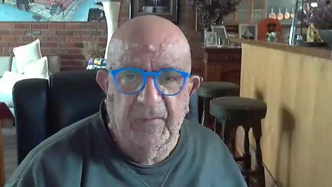 Snapshot of patvac chatting on October 6, 12:39 am patvac online show from October 6, 12:39 am
