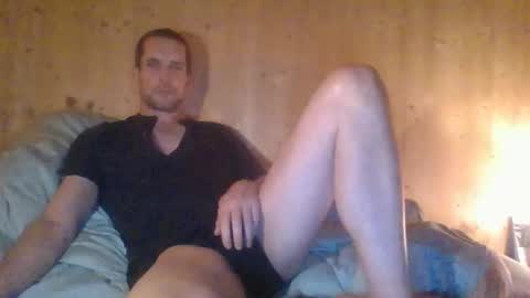 paueriwan online show from February 26, 9:07 pm