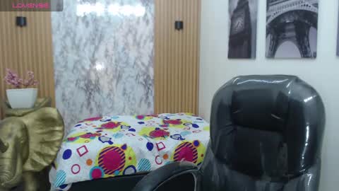 Snapshot of paul_ponce chatting on October 19, 12:43 pm PAUL online show from October 19, 12:43 pm