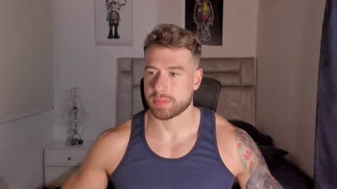 PAUL ROGER online show from November 29, 11:12 pm