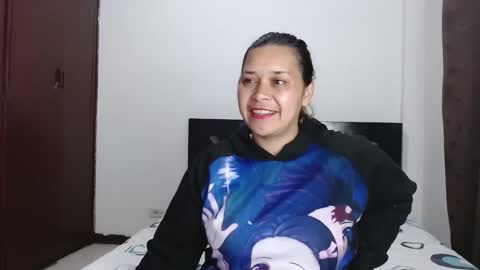 Snapshot of paula_anderson chatting on September 19, 4:16 am PAULA online show from September 19, 4:16 am