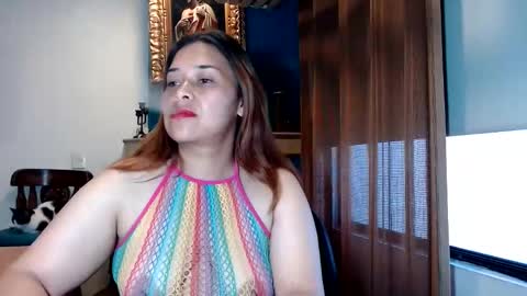 Snapshot of paula_anderson chatting on December 10, 10:16 pm PAULA online show from December 10, 10:16 pm