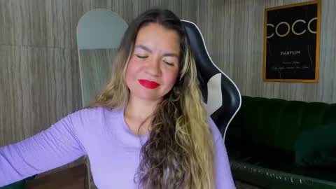 paula online show from November 14, 4:03 am