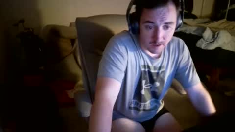 pauldemonte online show from April 25, 8:27 am