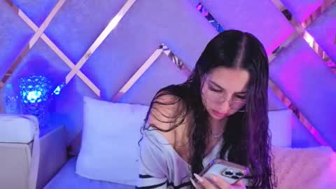 paulette_dupont_ online show from December 23, 3:45 am