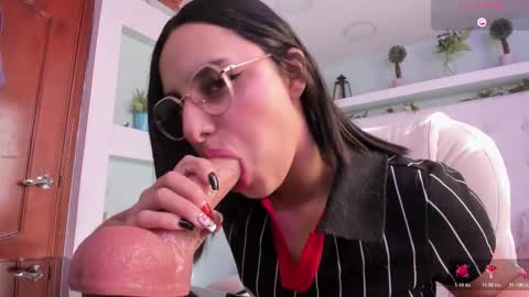 paulha_miller online show from November 1, 12:37 pm