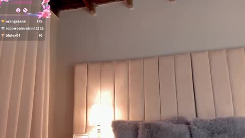 paylina monroy online show from February 27, 2:46 am