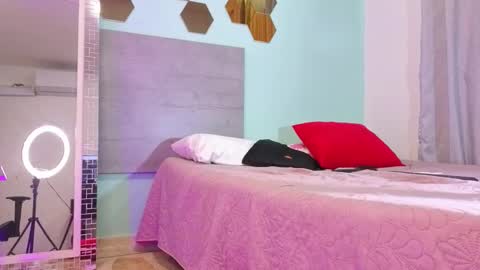 Paulina  online show from November 15, 11:39 pm