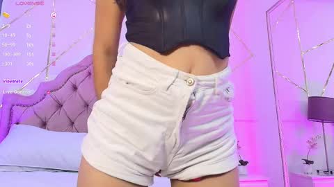 Paulina Belle online show from March 2, 3:27 pm