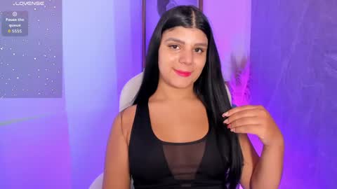 Paulina Belle online show from May 1, 1:05 pm