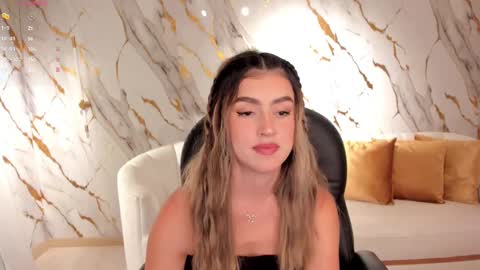 Paulina Santos  online show from March 6, 7:21 pm