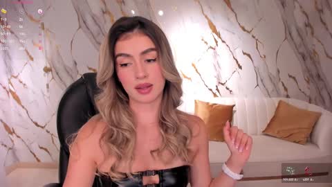 Paulina Santos  online show from March 8, 1:17 am