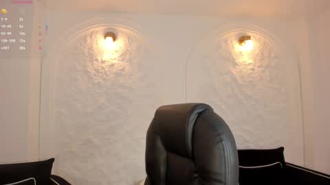 Paulina Santos  online show from October 3, 7:33 pm