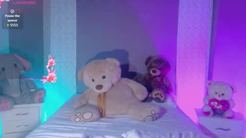 paulina online show from February 11, 6:23 pm