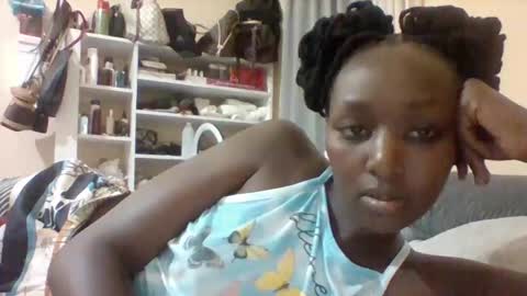 pauline19932016 online show from October 30, 1:12 pm