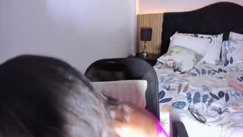 Pauline online show from March 20, 11:37 am