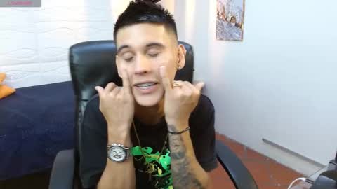 paull online show from January 17, 4:11 am