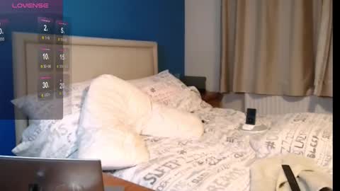 Snapshot of paulyandrew chatting on September 30, 8:41 pm paulyandrew online show from September 30, 8:41 pm