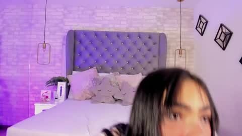 Pau online show from April 17, 12:51 pm