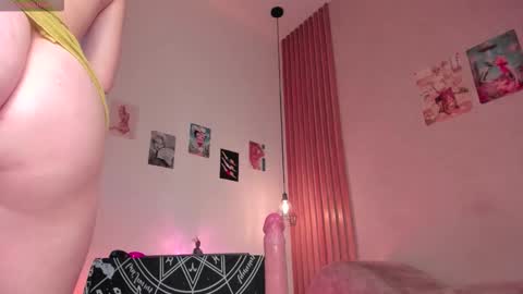 Dani online show from February 27, 8:12 pm