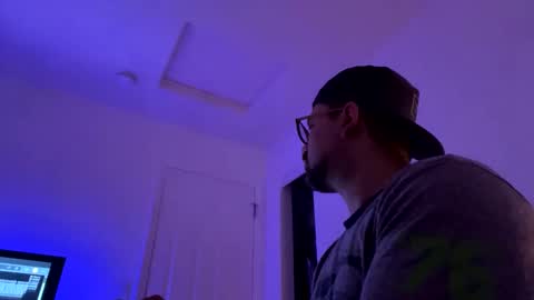 pawgpusslover online show from March 10, 6:49 am