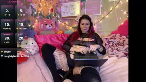 Snapshot of payyourprincessjess chatting on February 18, 6:47 pm payyourprincessjess online show from February 18, 6:47 pm