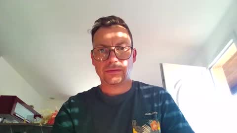 Snapshot of pchittt chatting on October 30, 3:23 pm pchittt online show from October 30, 3:23 pm