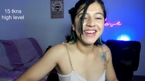 Snapshot of peach_paradisee chatting on March 1, 5:42 am S online show from March 1, 5:42 am
